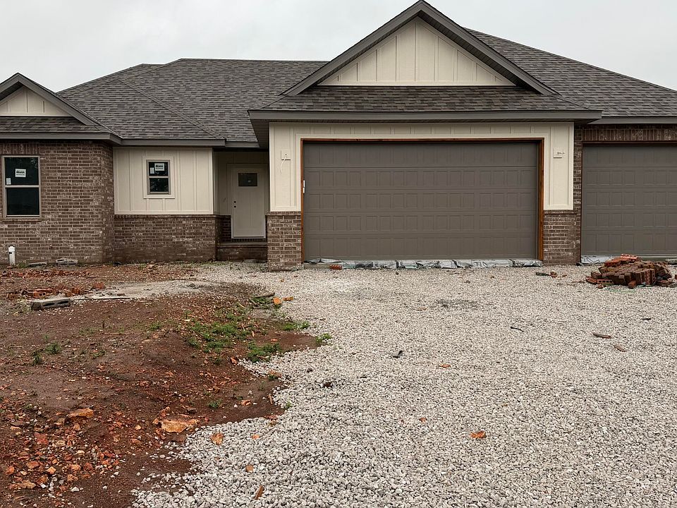1st image of 1405 N Collins Drive