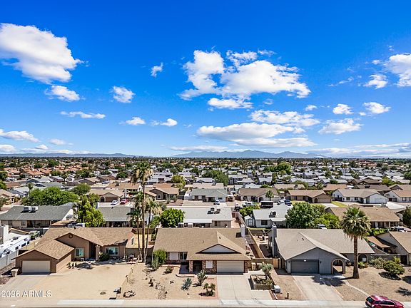 5th image of 7931 W WINDROSE Drive