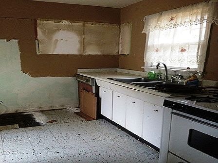 2nd image of 120 Scott Dr SE