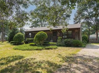 46 Juniper Rd, South Kingstown, RI 02879