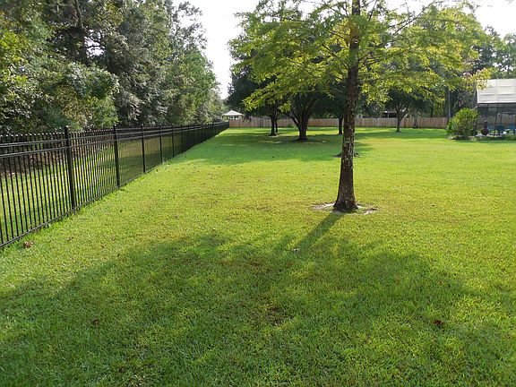 5th image of 18273 Magnolia Oaks Dr