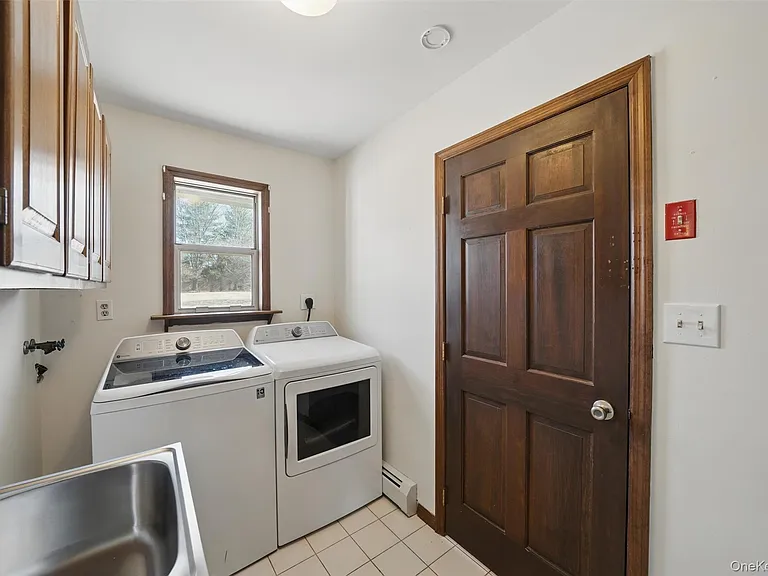 30 Shore Blvd — Photo 17