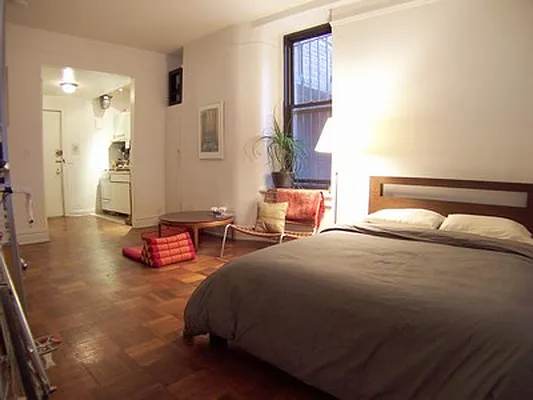 Rented by Fenwick Keats Real Estate | media 11