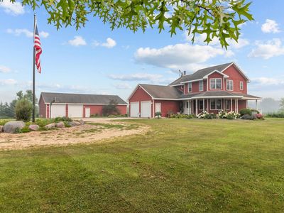 E7911 Symco Rd, Bear Creek, WI, 54922