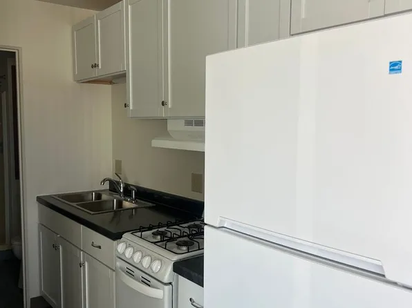 326 South 7th Street, 326 7th St S #210, La Crosse, WI 54601