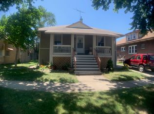 8107 Salisbury Ave, Lyons, IL 60534