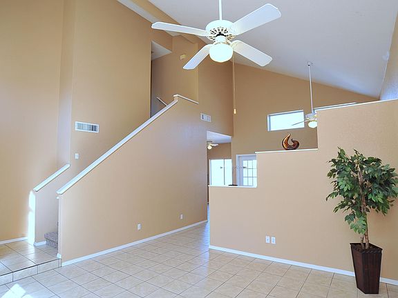 2nd image of 9370 N Beaumont Dr