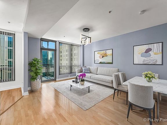 2nd image of 565 W Quincy St #1511