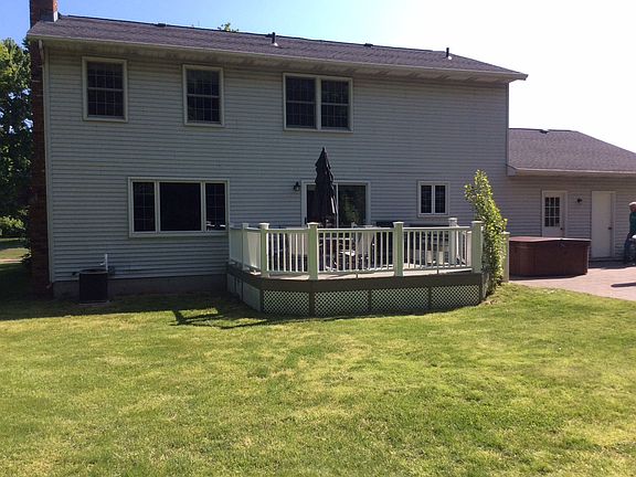 3rd image of 6840 Michael Dr