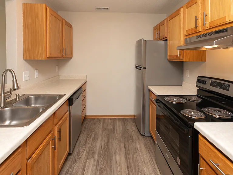 Dakota Townhomes — Photo 12