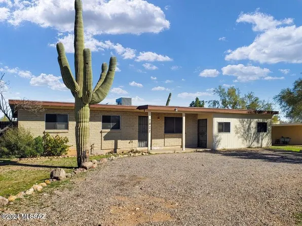2922 W Ironwood Hill Dr, Tucson, AZ 85745