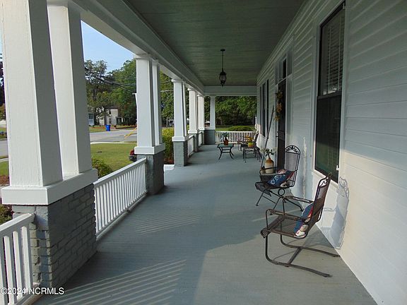 4th image of 503 S Boddie Street
