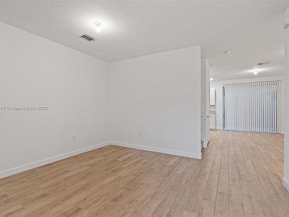 5th image of 2474 SE 10th Ct #2474