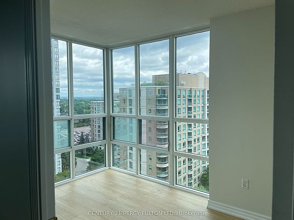 4th image of 1 Pemberton Ave Unit 1503