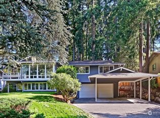 15911 SE 42nd Pl, Bellevue, WA