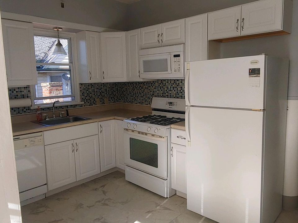 1st image of 288 Dearborn St APT 2
