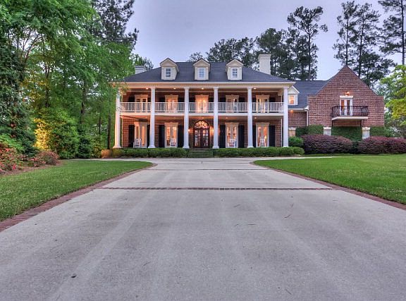 2nd image of 3572 Carnoustie Dr