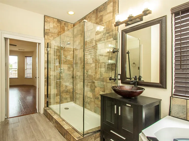 3605 Maddock Dr — Photo 8