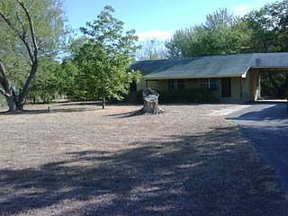 2nd image of 754 Acorn Rd