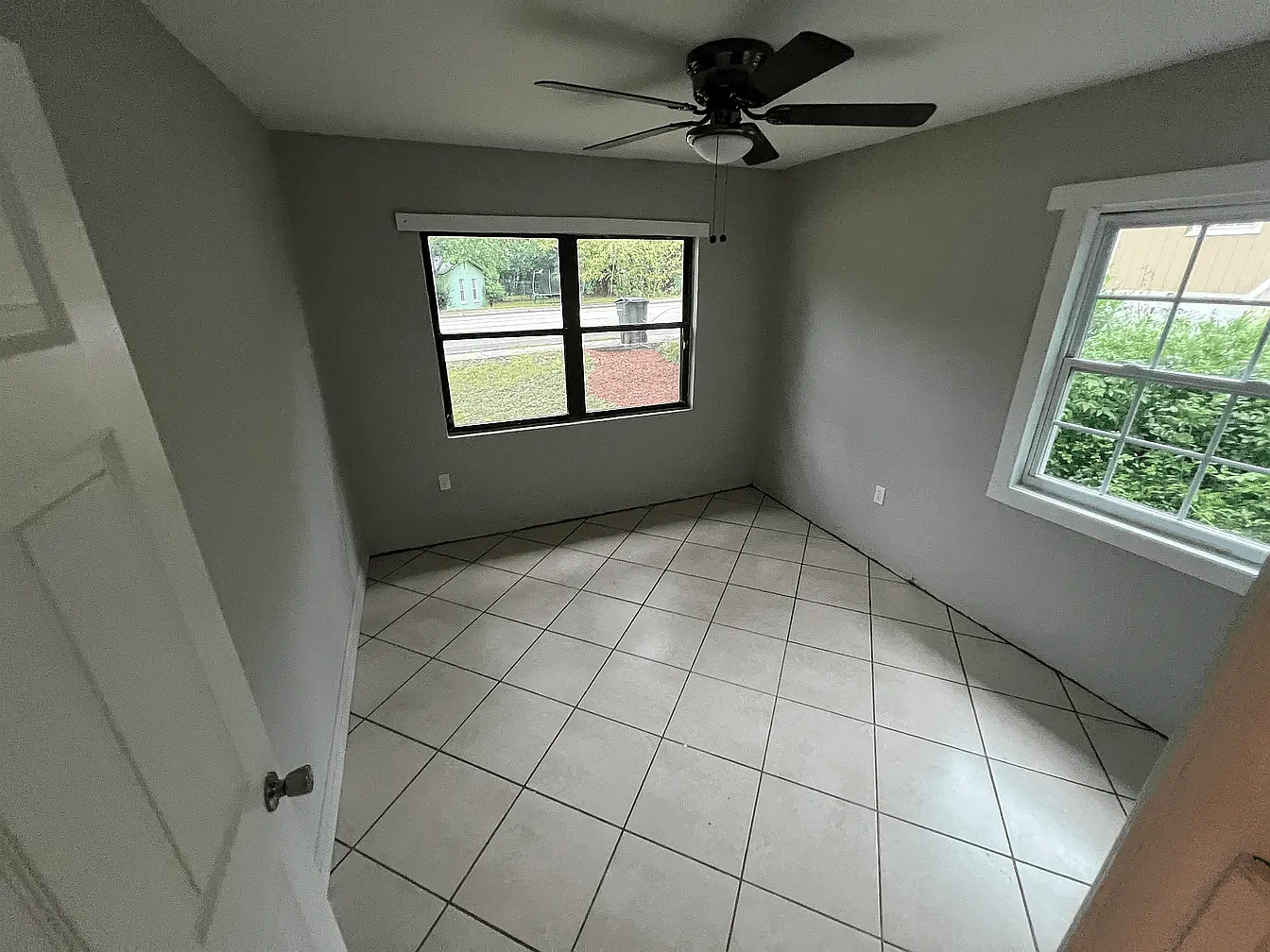 1240 Levy Avenue - 1 — Photo 4