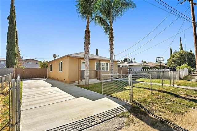 1st image of 7353 Golondrina Dr