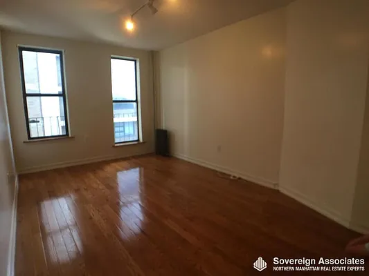 Rented by Sovereign Associates | media 4