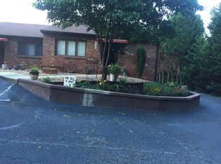 1621 10th Street Pl NW, Hickory, NC 28601