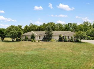 2535 Beacon Rd, Bath, PA 18014