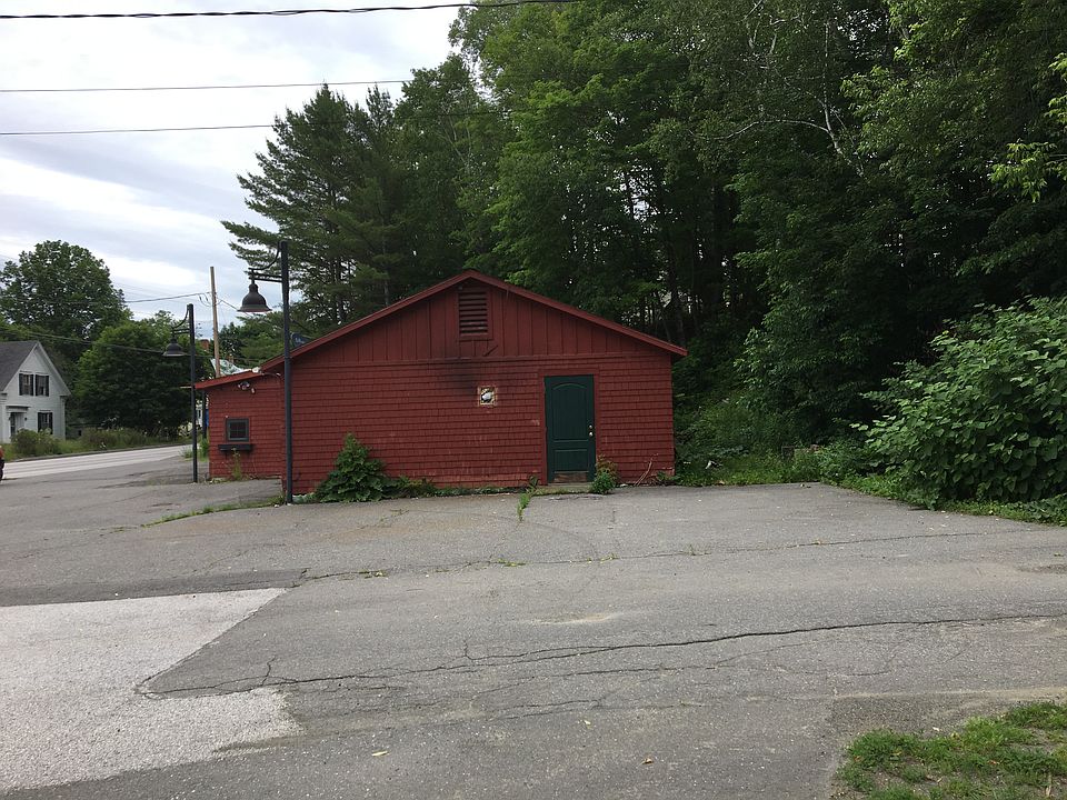 2nd image of 28 Elm St