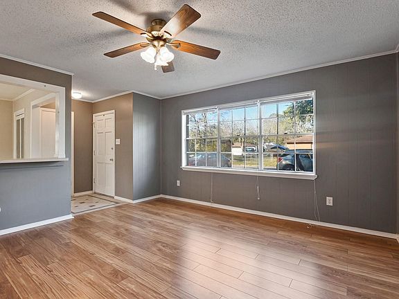 3rd image of 420 Whispering Pine Dr