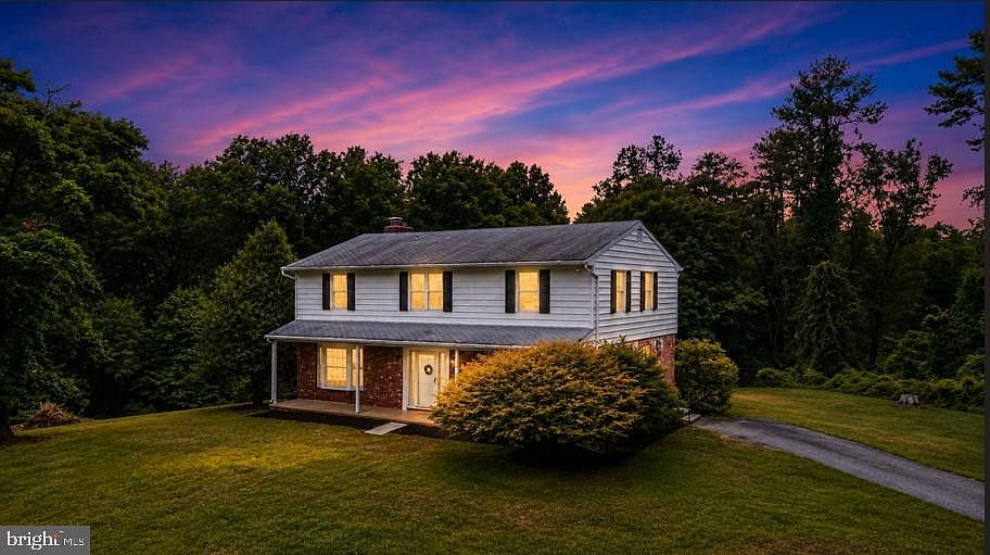 1st image of 6890 Norris Ln