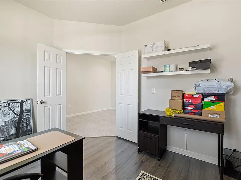 17244 Goldcrest Loop — Photo 13