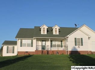 1031 Kain Ave, Rainsville, AL 35986