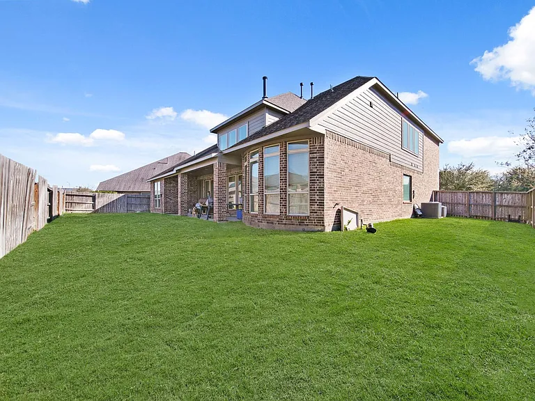 2523 Crossvine Dr — Photo 28