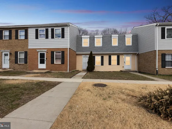 8238 Marlton Ct, Severn, MD 21144