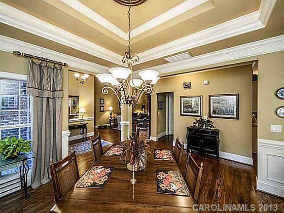 3rd image of 8226 Curico Ln