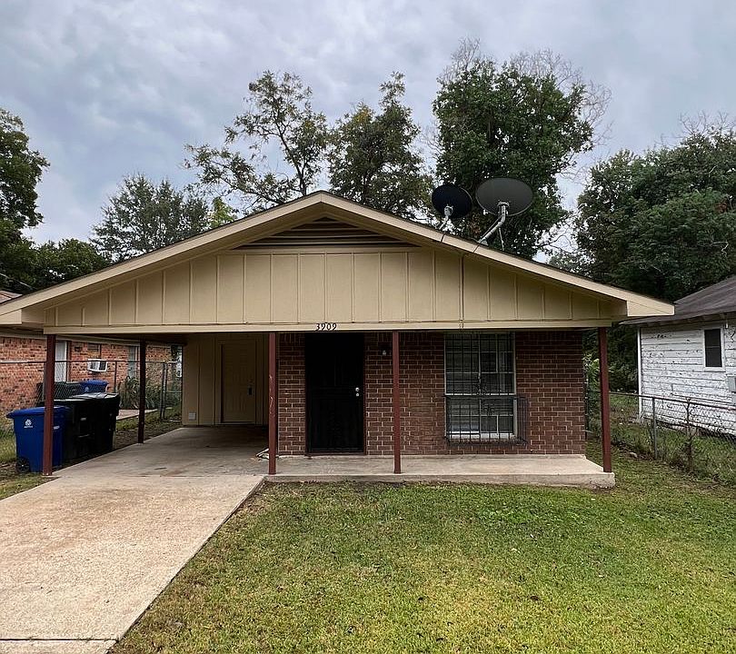 1st image of 3909 Martha St