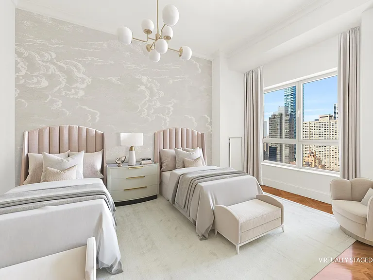 351 E 51st St #Penthouse 8 — Photo 10