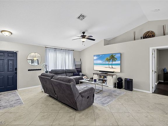 4th image of 1808 NW 20th Pl