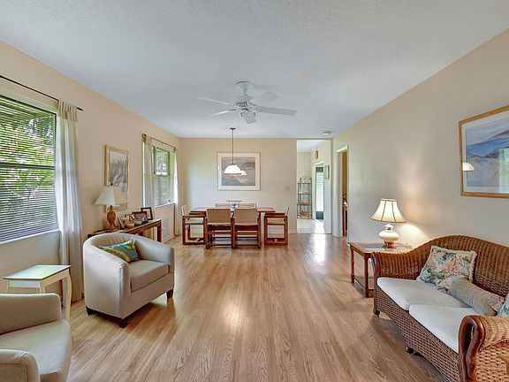 4th image of 1522 Palmland Drive #1522