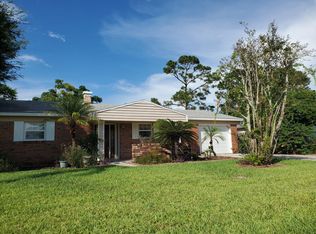 571 Seaspray Ave, Atlantic Beach, FL 32233