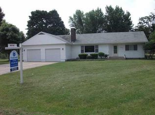 26146 Merrill St, Elkhart, IN 46514