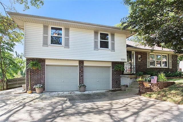 1st image of 15707 E 45th Pl S