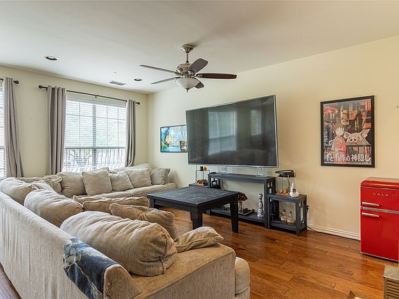 3rd image of 2529 Jacobson Dr