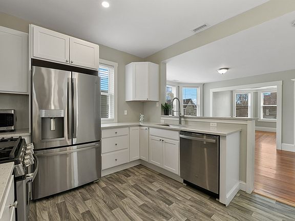 5th image of 11 Clifton Ave #2