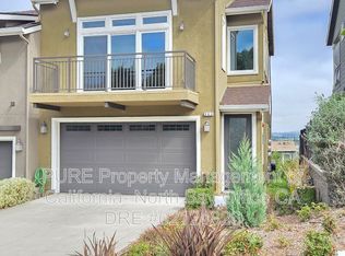 563 Jade St, Petaluma, CA 94952