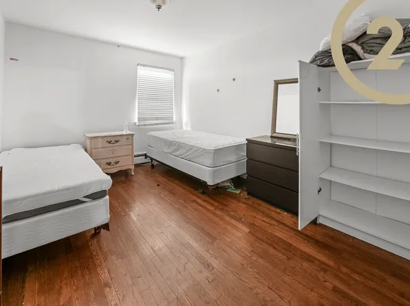 1489 East 10th Street image 19 of 22