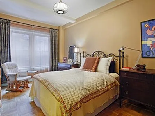 Sold by Corcoran | media 19