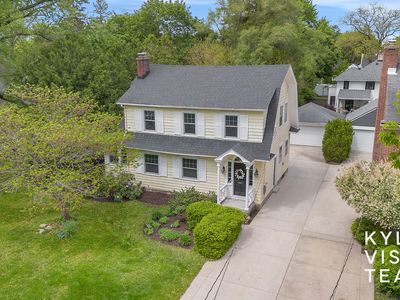 933 Orchard Ave SE, East Grand Rapids, MI, 49506