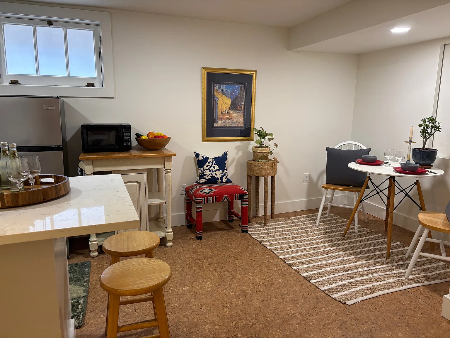 1 bed, 570 sqft, $1,200 — Photo 2